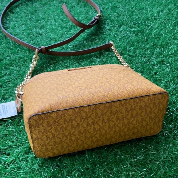 Michael Kors Jet Set Travel Medium Dome Crossbody Bag Marigold Multi - Picture 3 of 15